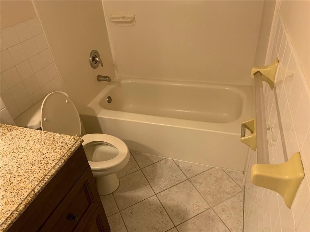 206 SW 1st Street, Unit J-4, Pompano Beach, FL 33060 Photo