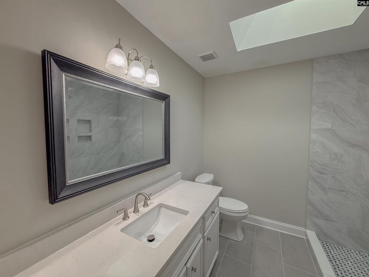 149 Patio Place  Photo 13