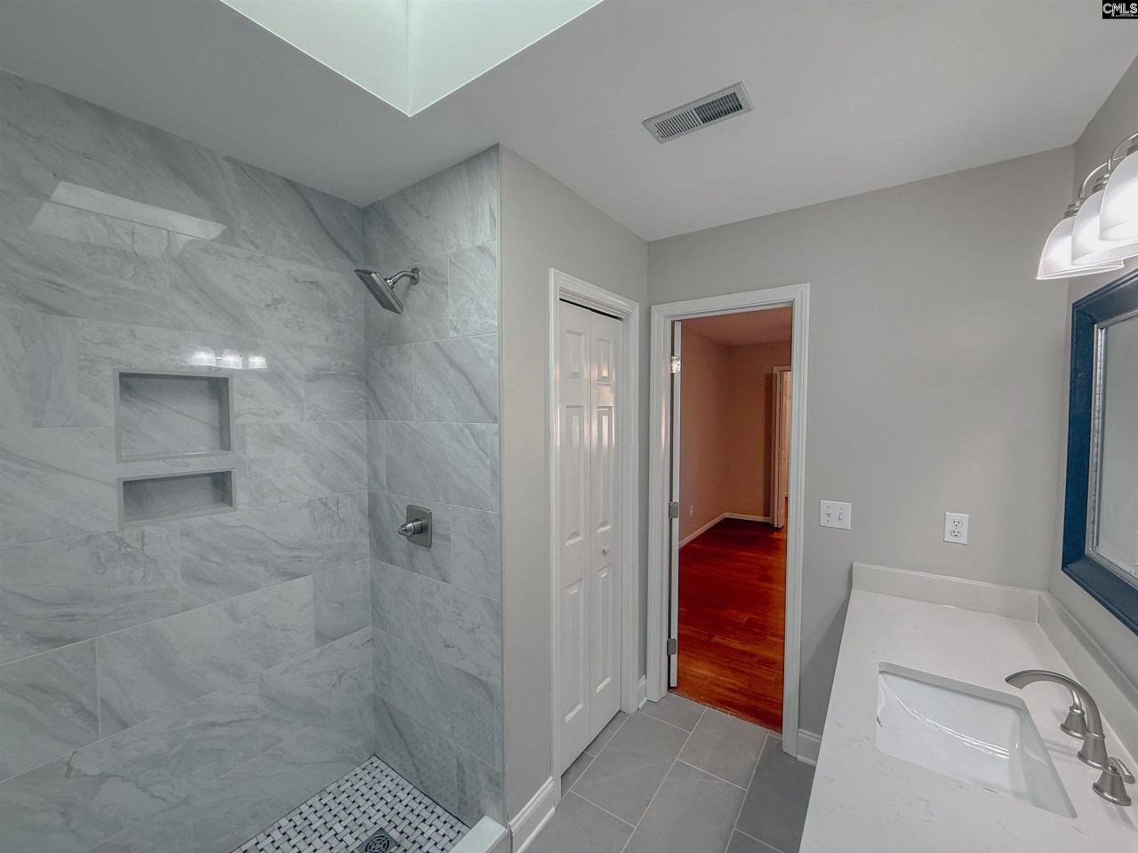 149 Patio Place Photo 14