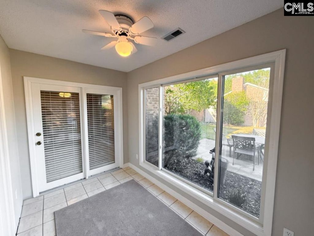 149 Patio Place Photo 6