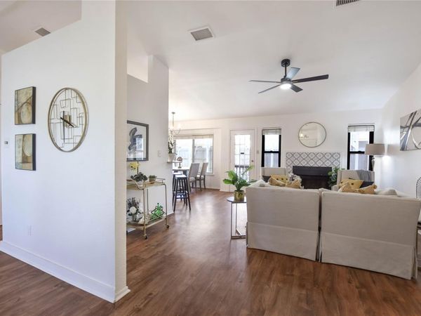 1400 Piney Creek LN, Cedar Park, TX 78613