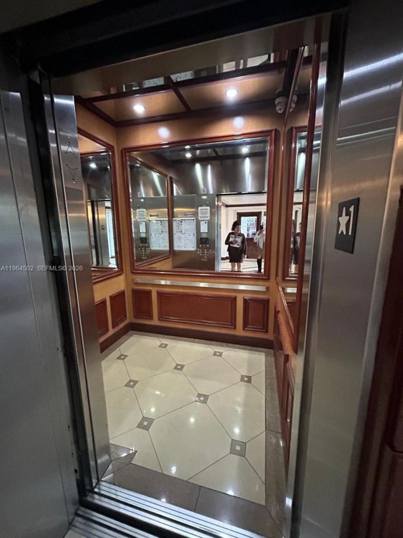 5077 NW 7th St , Unit 1012, Miami, FL 33126 Photo