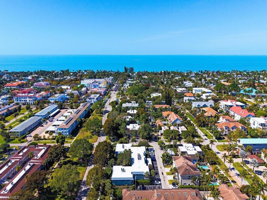 505 Broad Ave S, Unit 505, Naples, FL 34102 Photo