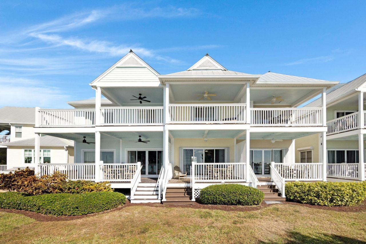 5006 Sunset Village Drive, Duck, FL 33050 Photo