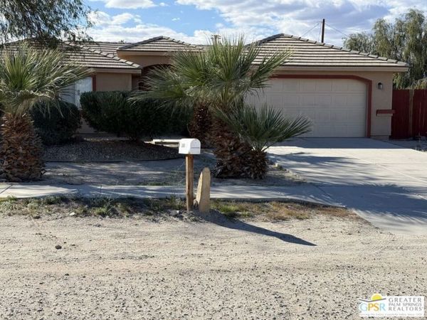 2869 Stardust Avenue, Thermal, CA 92274