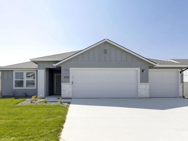 979 NE Trailridge St, Mountain Home, ID 83647