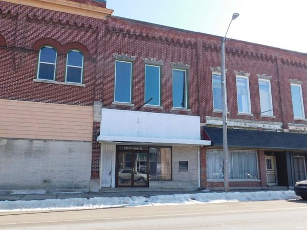 255 N Union Street, Pennville, IN 47369