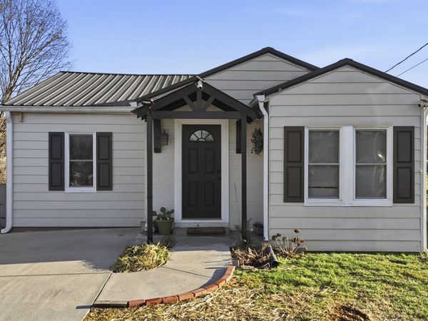 507 W Charles Street, Morristown, TN 37813