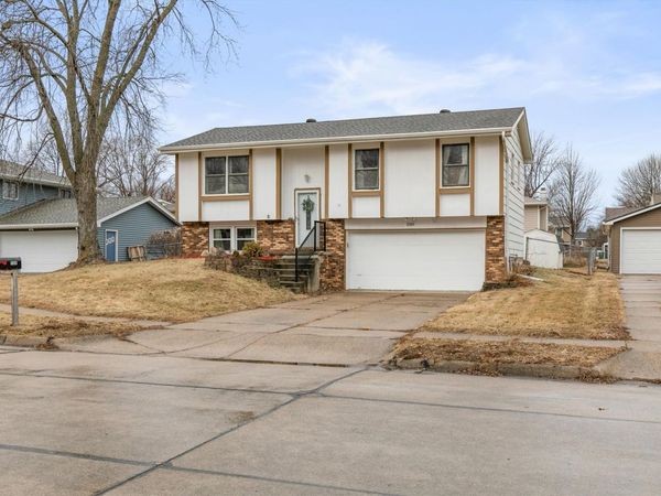500 NW Norton Circle, Grimes, IA 50111