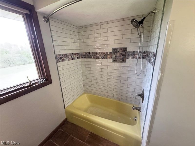 8615 Eberhart Road NE, Dover, OH 44622 Photo 13