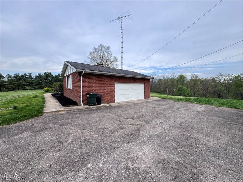 8615 Eberhart Road NE, Dover, OH 44622 Photo 35