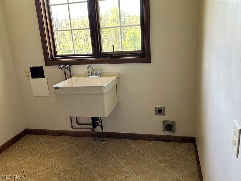 8615 Eberhart Road NE, Dover, OH 44622 Photo 38