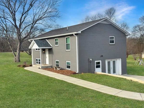 301 Wildlife Rd, Dover, TN 37058