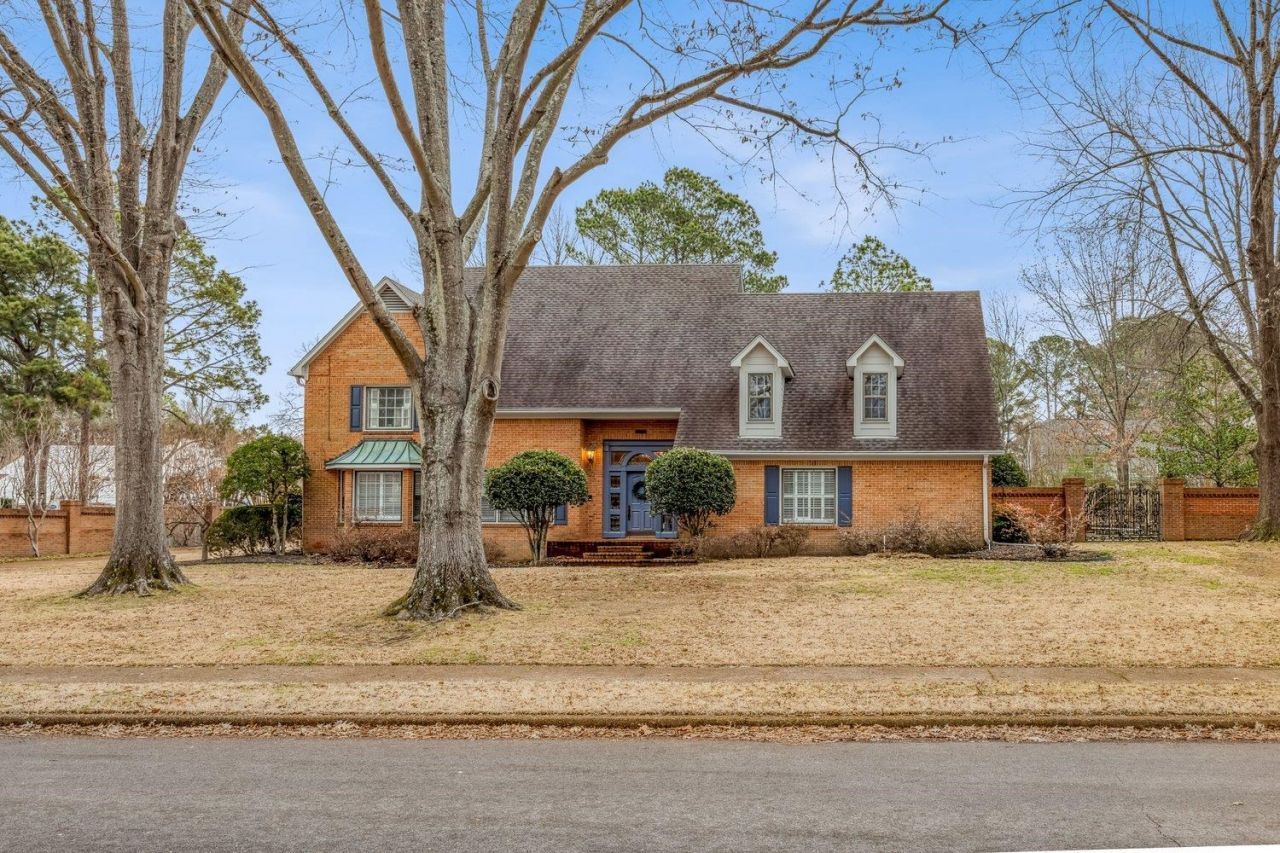 1330 Pebble Creek Ln, Memphis, TN 38120 Main Photo