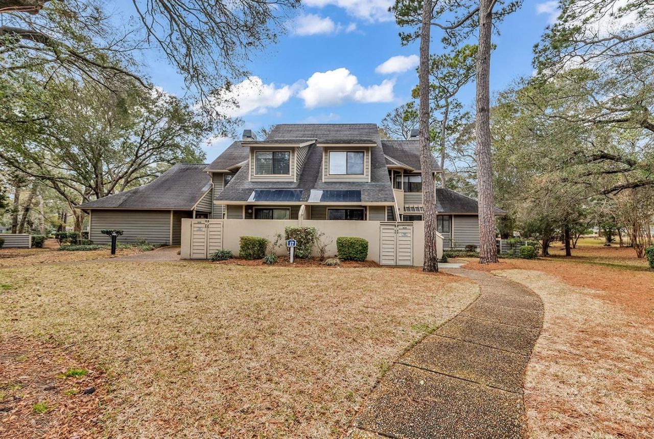 218 Westleton Dr. Photo 30