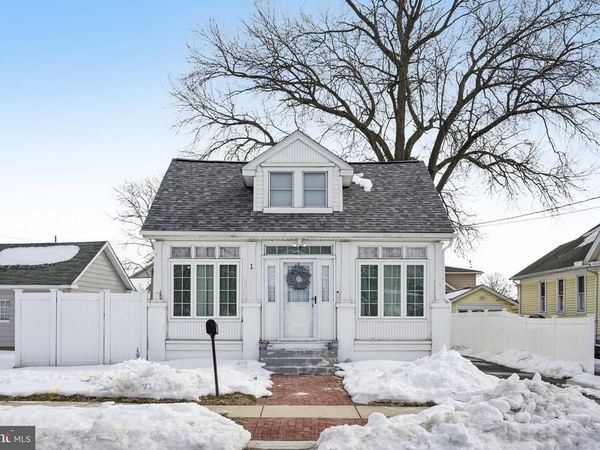 1 OAKMONT AVENUE, WILMINGTON, DE 19804