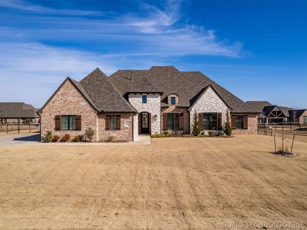 11391 S 213th East Avenue, Broken Arrow, OK 74014