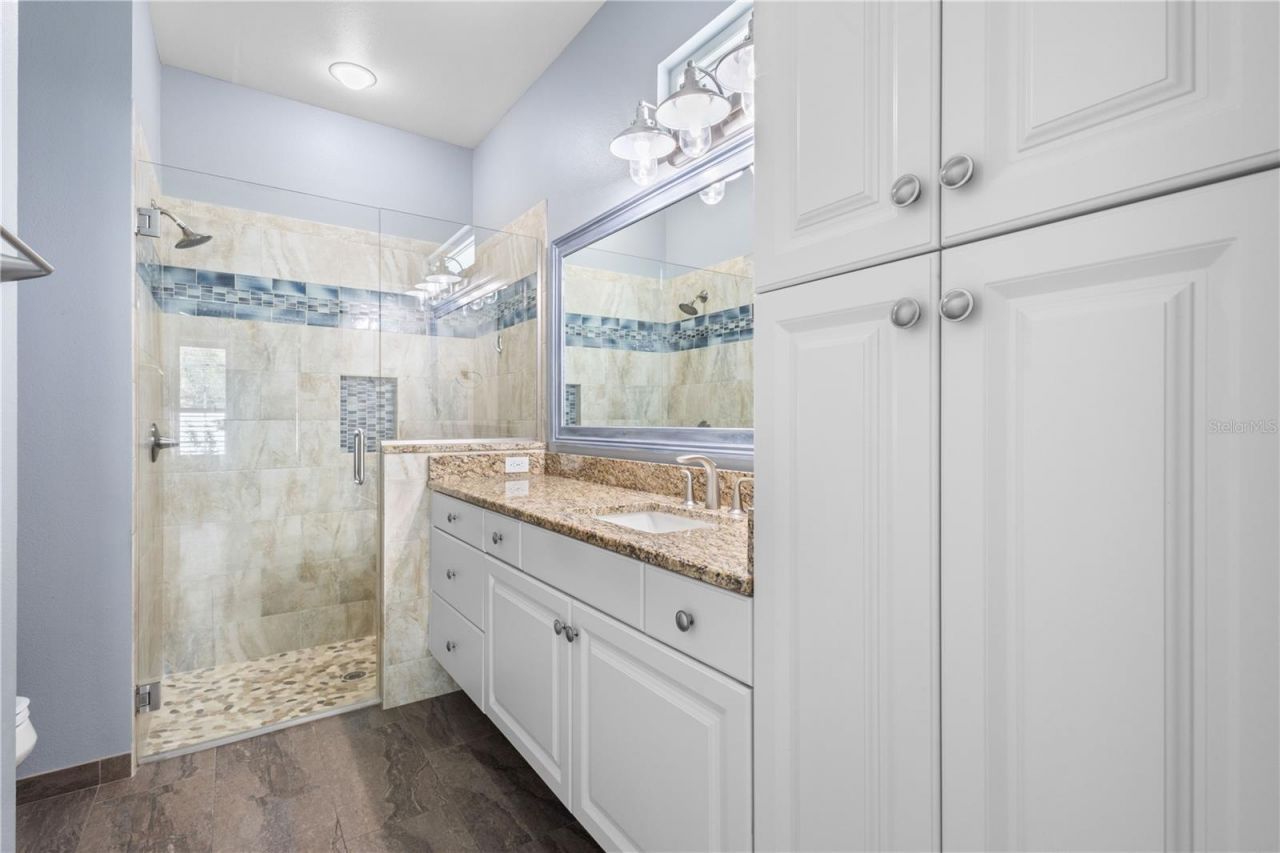 4911 50th Avenue W, Bradenton, FL 34210 Photo