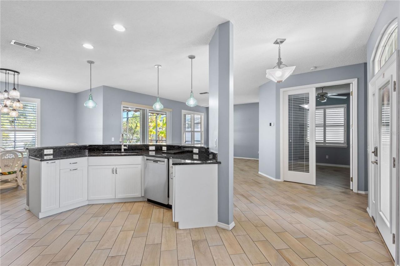 4911 50th Avenue W, Bradenton, FL 34210 Photo