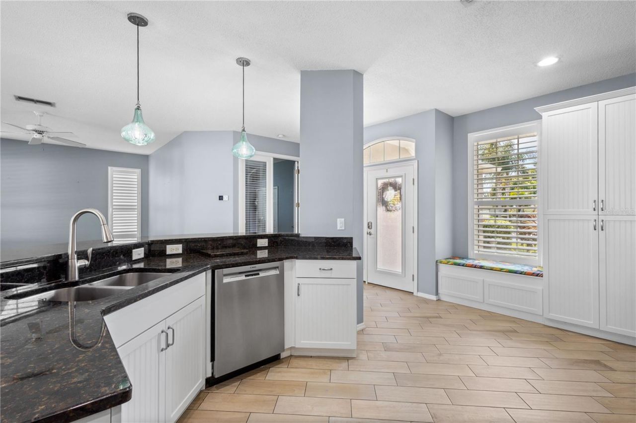 4911 50th Avenue W, Bradenton, FL 34210 Photo