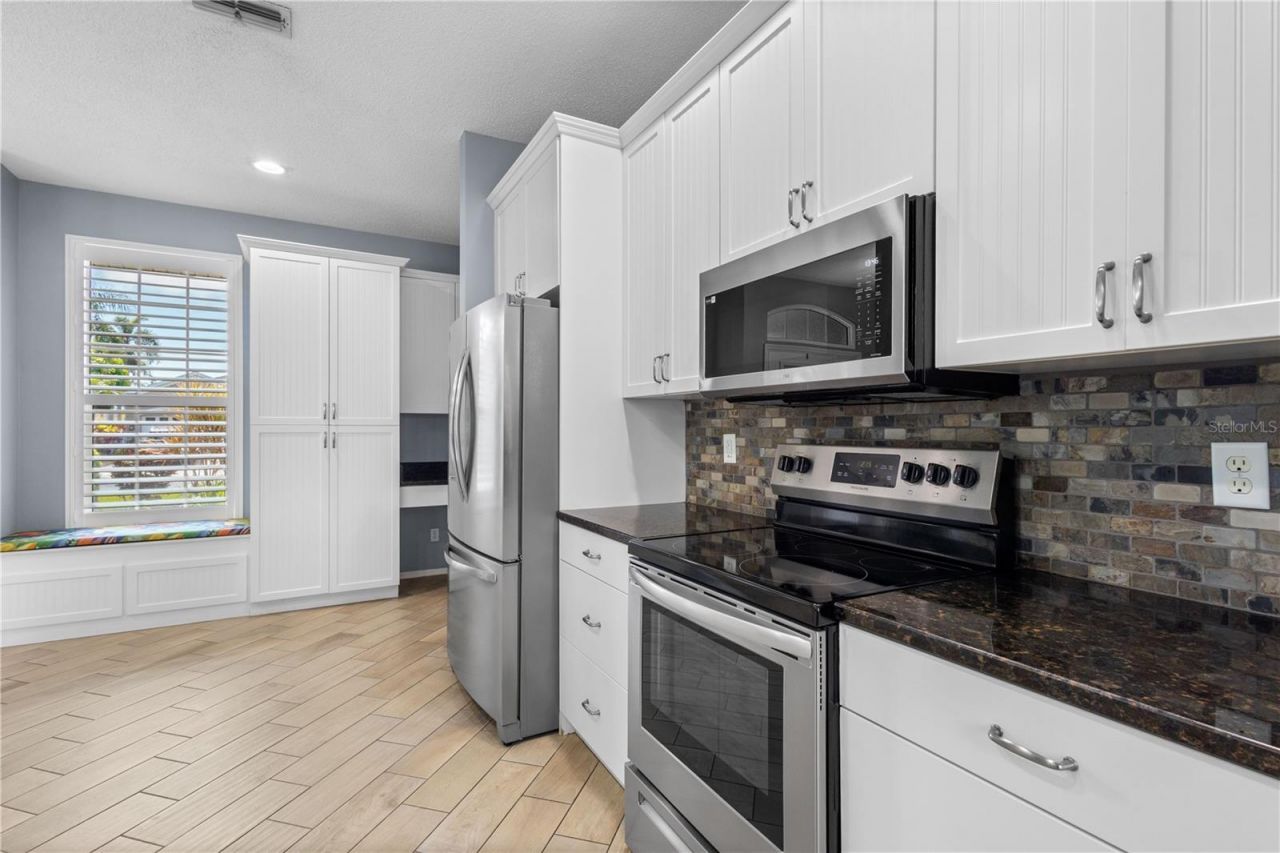 4911 50th Avenue W, Bradenton, FL 34210 Photo