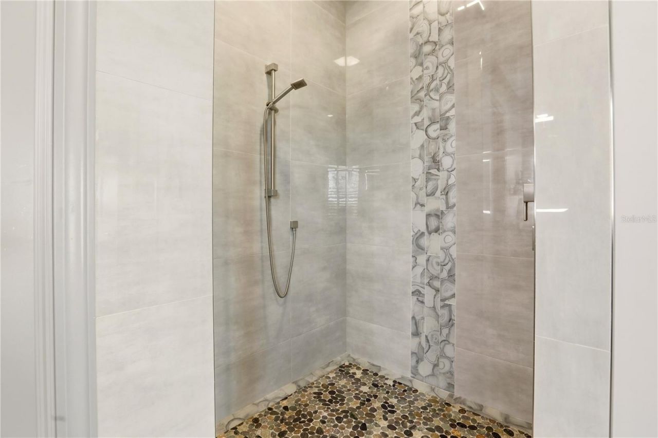 1616 N Old Burnt Store Road N, Cape Coral, FL 33993 Photo