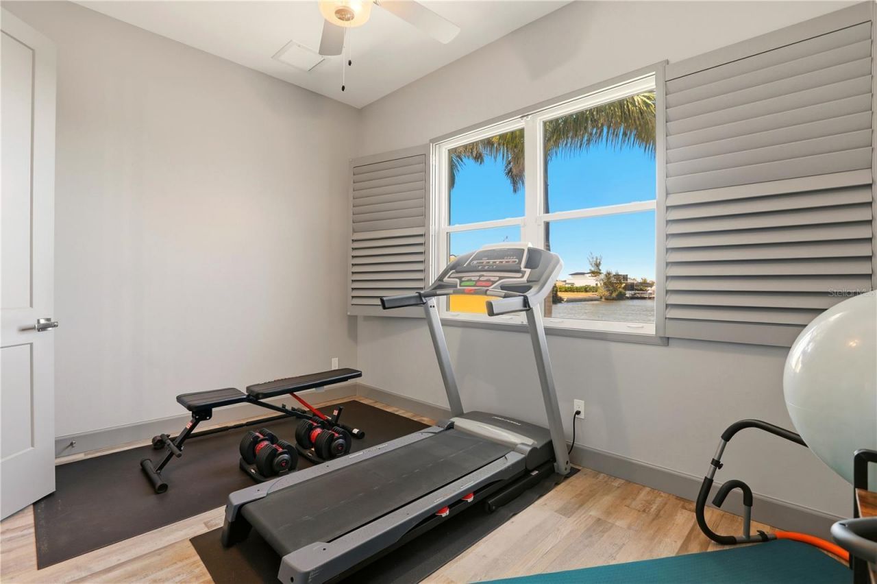 1616 N Old Burnt Store Road N, Cape Coral, FL 33993 Photo