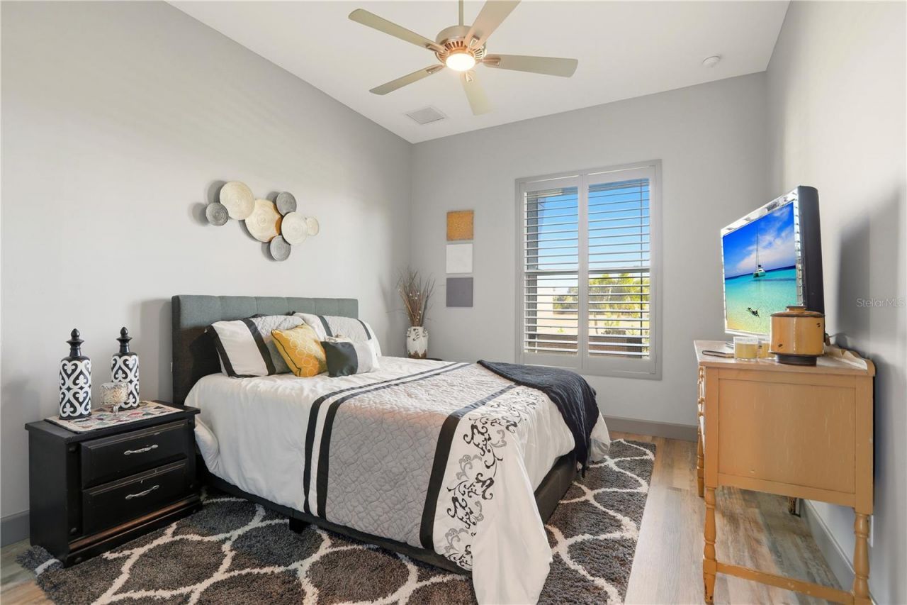 1616 N Old Burnt Store Road N, Cape Coral, FL 33993 Photo