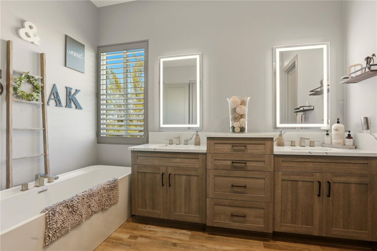 1616 N Old Burnt Store Road N, Cape Coral, FL 33993 Photo