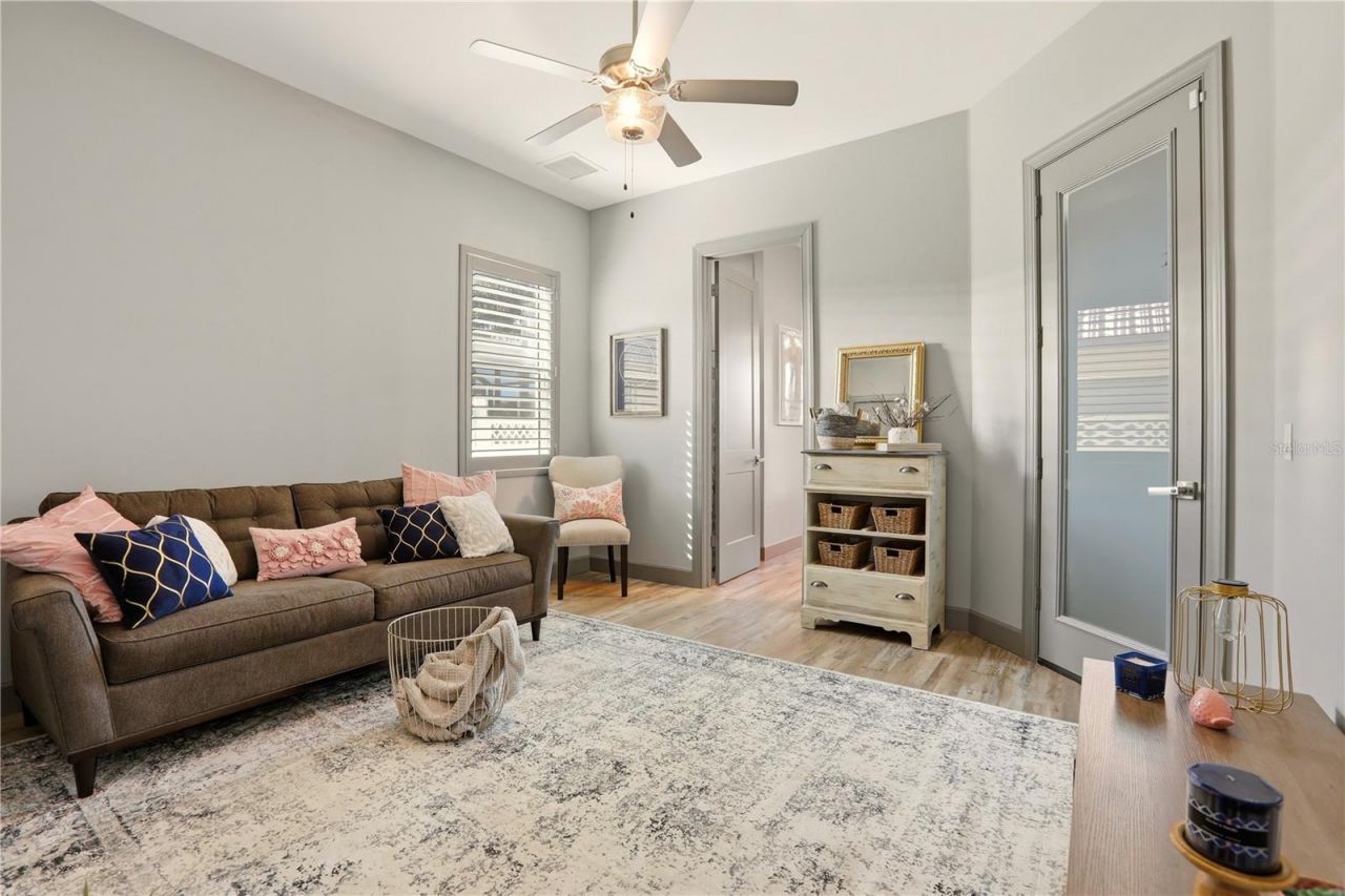 1616 N Old Burnt Store Road N, Cape Coral, FL 33993 Photo