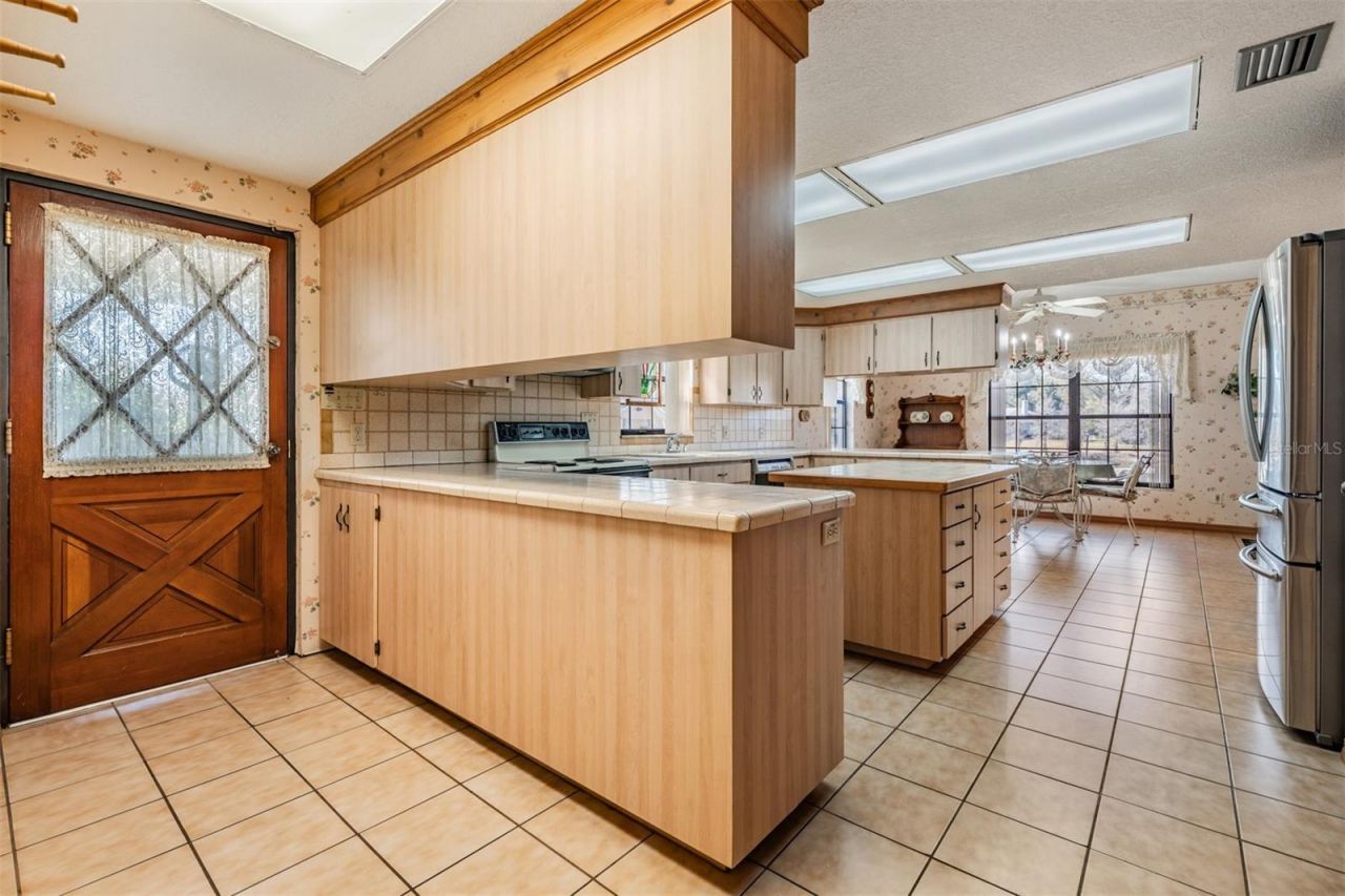 701 Duque Road, Lutz, FL 33549 Photo