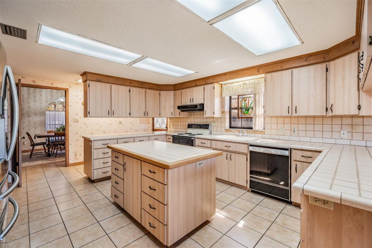 701 Duque Road, Lutz, FL 33549 Photo