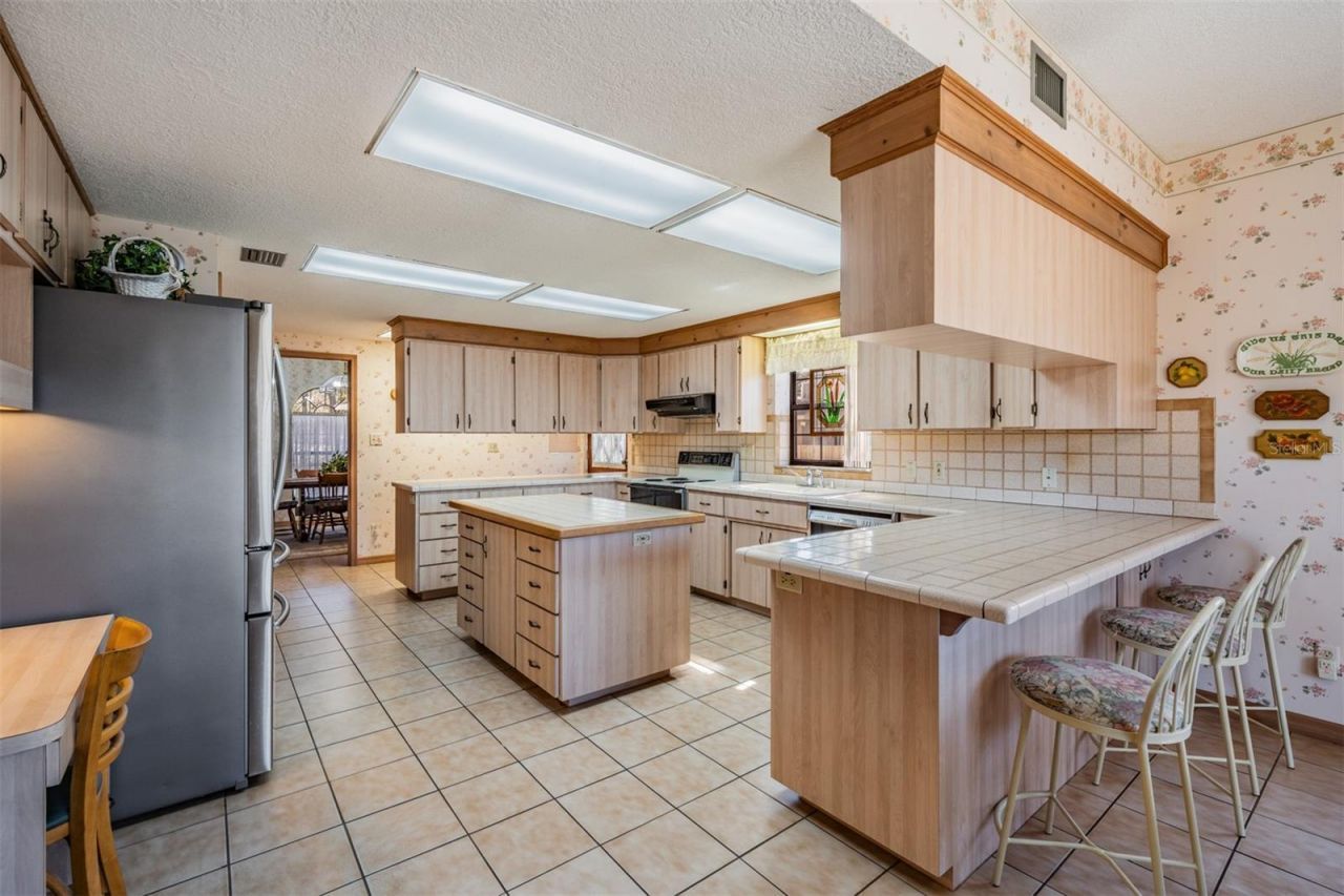 701 Duque Road, Lutz, FL 33549 Photo