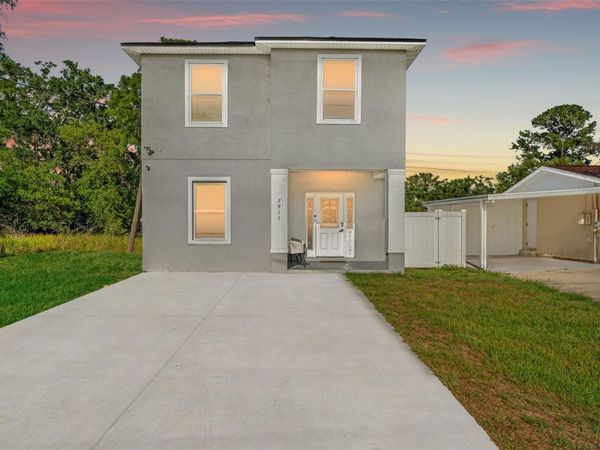 7911 N PACKWOOD AVENUE, TAMPA, FL 33604