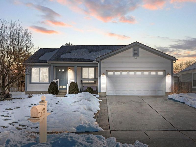 716 Academy Drive, Galloway, OH 43119 Photo 2