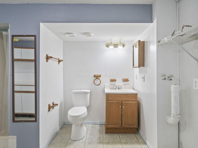 716 Academy Drive, Galloway, OH 43119 Photo 35