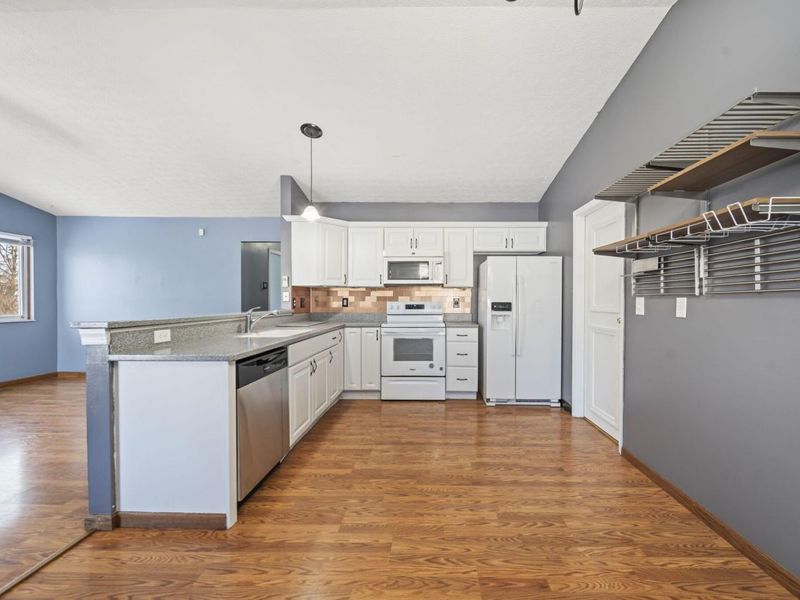 716 Academy Drive, Galloway, OH 43119 Photo 7