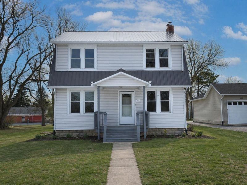 515 S Seltzer Street, Crestline, OH 44827 Photo 1