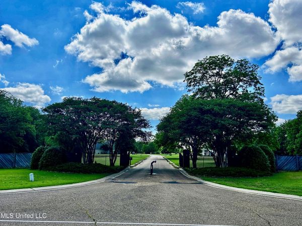 5 Cypress Ridge Drive, Clarksdale, MS 38614