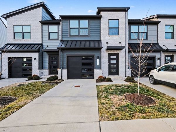 1145 Riverbrook Dr, Gallatin, TN 37066