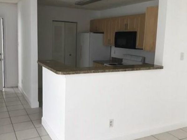 11263 W Atlantic Boulevard, Unit 105, Coral Springs, FL 33071