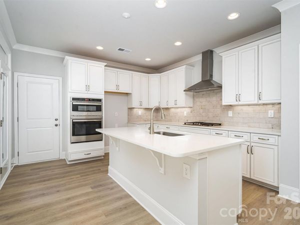 10215 Rainier Trail Drive NW, Huntersville, NC 28078