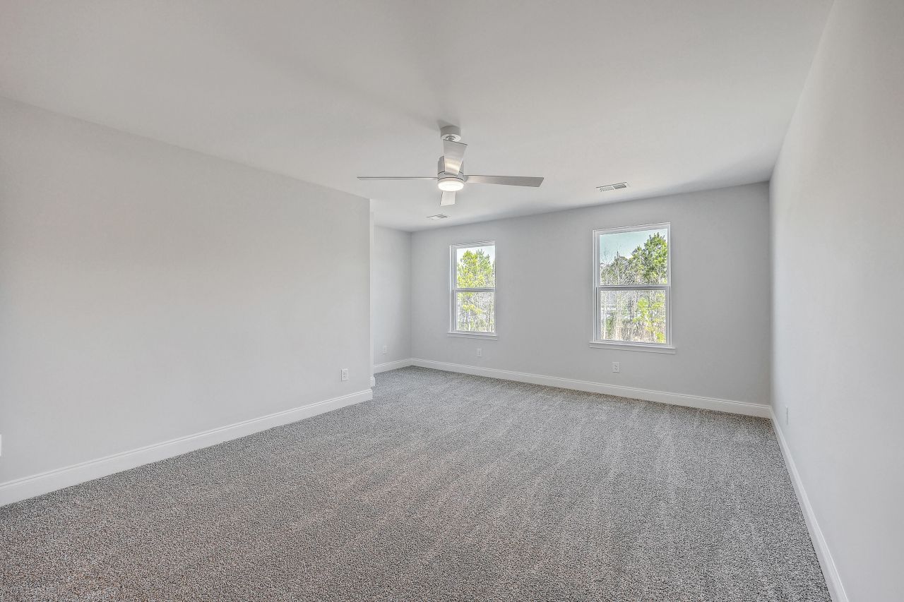 513 New Regenia Place Photo 15