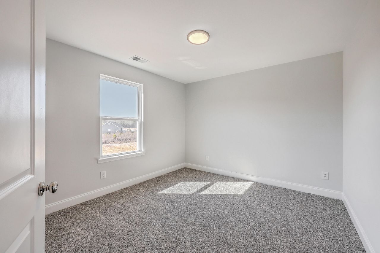 513 New Regenia Place Photo 18