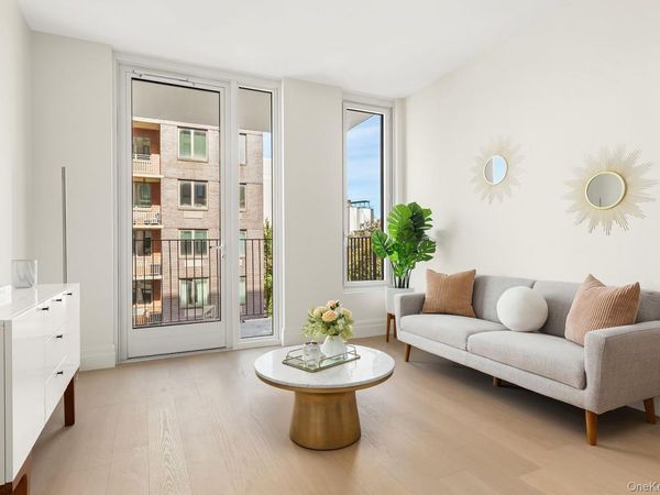 30-55 Vernon Boulevard, Unit 5N, Astoria, NY 11102