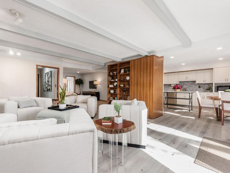 6253 Headley Heights Court, Columbus, OH 43230 Photo 17