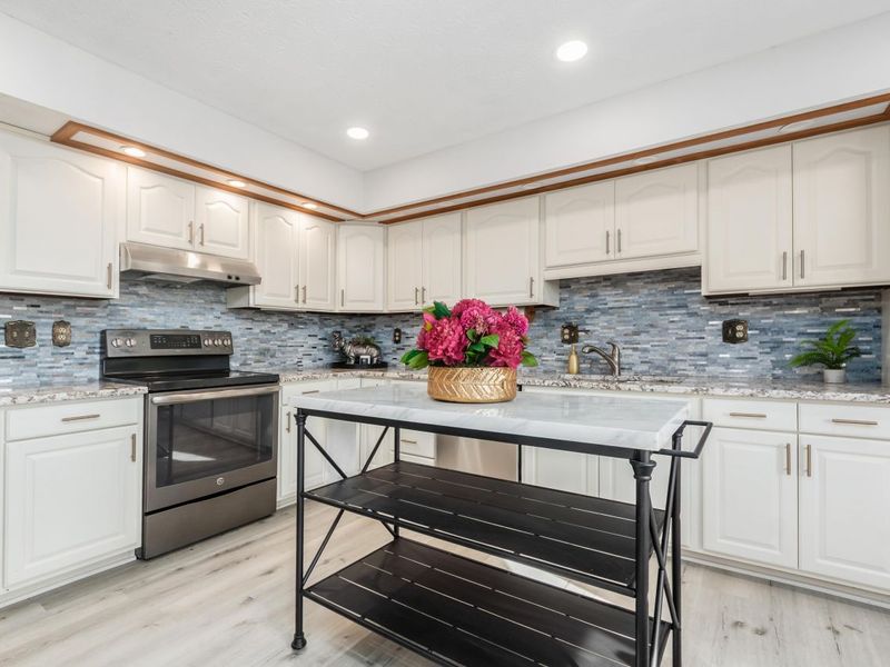 6253 Headley Heights Court, Columbus, OH 43230 Photo 20