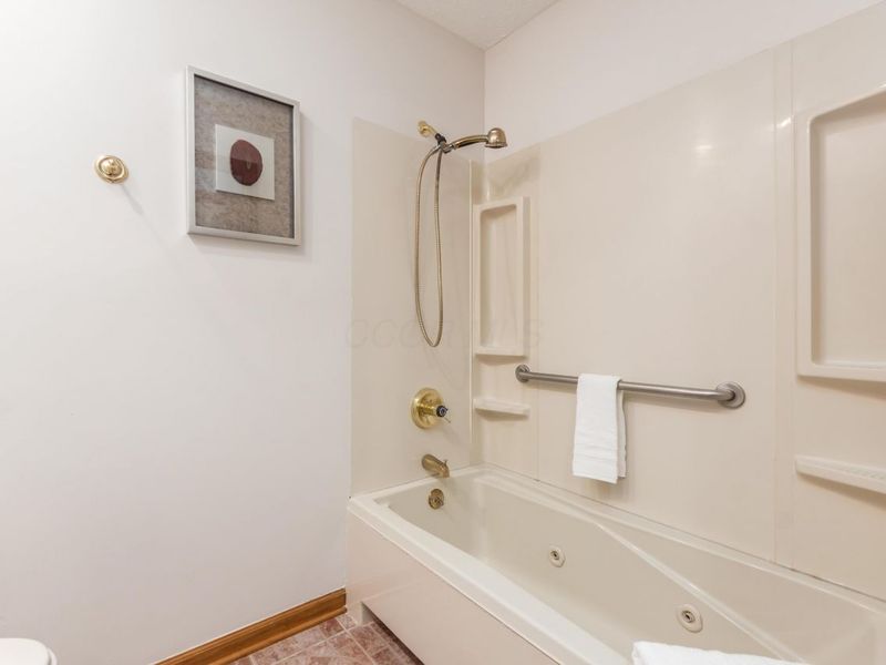 6253 Headley Heights Court, Columbus, OH 43230 Photo 34