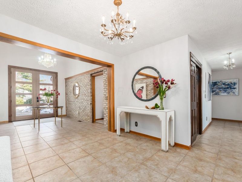 6253 Headley Heights Court, Columbus, OH 43230 Photo 9