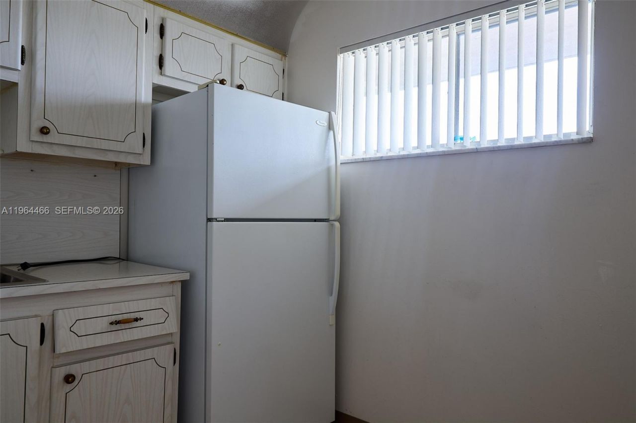 2724 S Garden Dr S, Unit 205, Lake Worth, FL 33461 Photo